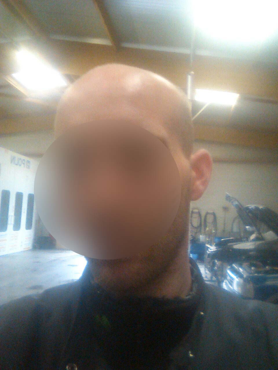 MASTURBATION EN GROUPE PORNO ROANNE Enorme bite gay mec musclé grosse bite
