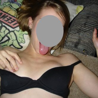 plan baise sur Clermont Ferrand avec jeune femme