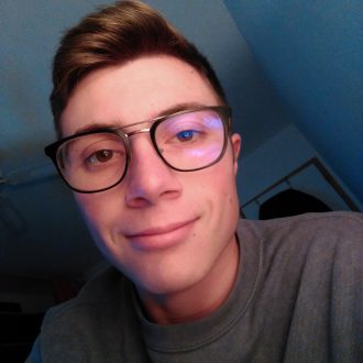 Rencontre coquine Rennes homme athlétique disponible