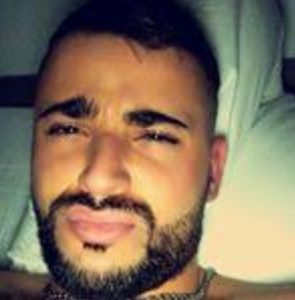 Contrôleur passif Lyon cherche relation gay BDSM