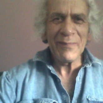 Rencontre trans dominatrice avec homme senior doux et féminin