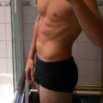 jeune homme TBM pour plancul sur Brest