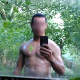 homme naturiste de Rennes pour plan cul