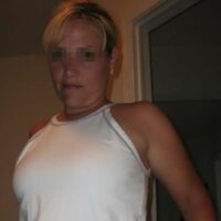 mature Aix en Provence 