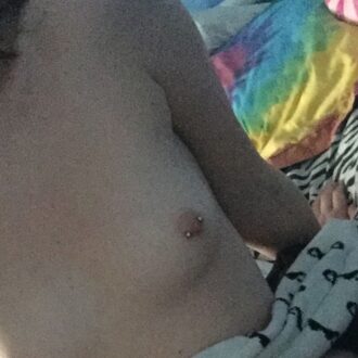 Femme coquine à Toulouse cherche plan cul avec jeune homme de 18 ans ou plus