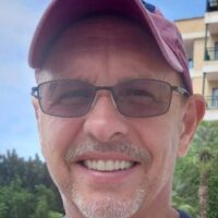 Homme 63 ans cherche rencontre douce et câline à Cestas en Gironde