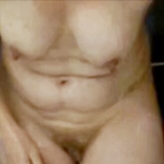 Femme cherche hommes pour Gangbang à Paris