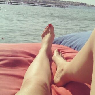 Femme soumise fétichiste cherchant homme dominant à Paris