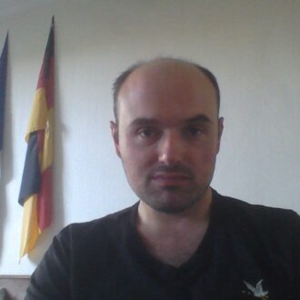 Homme 37 ans dans l’Indre cherche jeune femme naturelle pour moments tendres