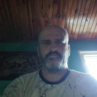 Homme TTBM près de Cahors cherche femme ouverte pour plaisir intense