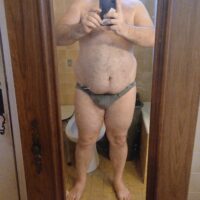 Gros nounours tendre cherche femme ou couple pour plaisir à Draguignan