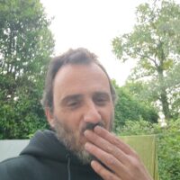 Homme cherche rencontre sensuelle et moments coquins aux Herbiers Vendée