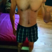 Rencontre sensuelle à Lons le Saunier avec homme sportif ouvert aux couples