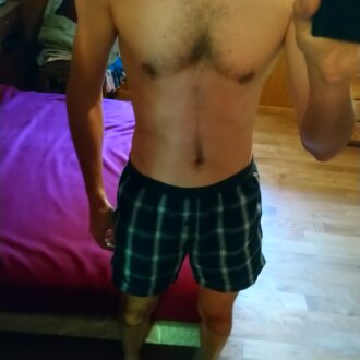 Rencontre sensuelle à Lons le Saunier avec homme sportif ouvert aux couples