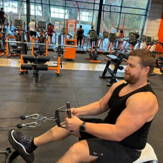 Homme musclé cherche sexe sans prise de tête à Libourne et alentours
