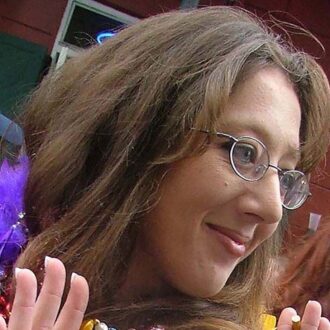 Camille, 28 ans, jeune femme naturelle à Laval cherchant un plan cul sincère et assumé avec scénario réaliste