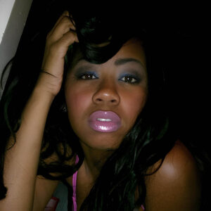 Femme black sensuelle à Nantes pour rencontre intime respectueuse