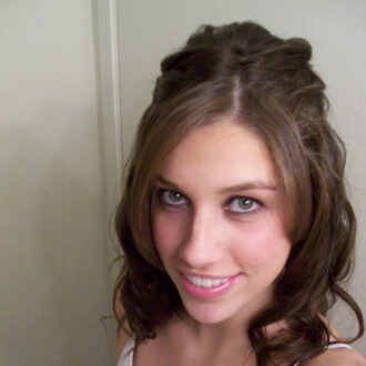 Femme de 27 ans à Châteaudun cherche plan cul simple avec hommes de tout âge