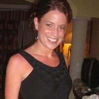 Femme de 33 ans à Rouen cherche plan sexe discret, envie de casser son image trop sage