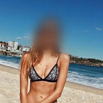 Femme sportive de 22 ans à Narbonne cherche plan sexe sans prise de tête