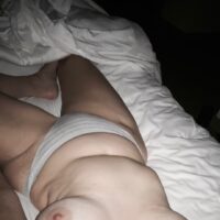 Je me suis photographiée en lingerie à Reims, parce que je me sens prête pour un vrai plan cul