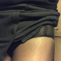 Femme soumise à Reims en couple libertin, gourmande et ouverte à scénario dans lieux insolites