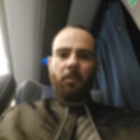 Homme 36 ans à Nice cherche femme 30 ans et plus pour échanges et complicité