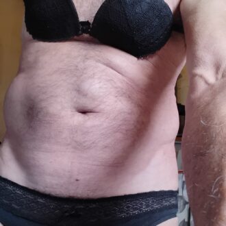 Homme 68 ans cherche trans à Bastia pour soirées complices et rencontres sincères