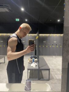 Rencontre adulte Le Havre jeune homme hôtel