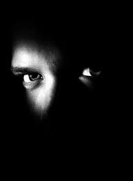 Homme cinquantaine cherche relation sensuelle discrète à Montivilliers