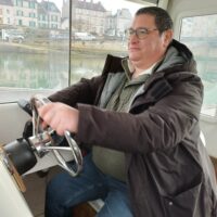 Homme cherche femme pour dialogue et moments intimes à Auxerre