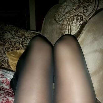 Femme de 59 ans à Perpignan cherche plan à trois dans un couple candauliste avec homme offert par sa partenaire