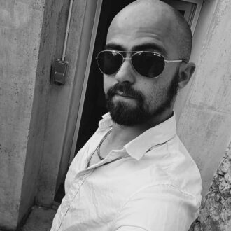 Homme célibataire cherche plaisirs sans engagement à Auch respect discret