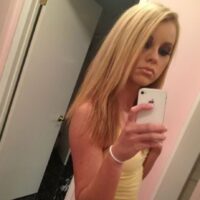 Jeune étudiante de 22 ans à Rennes cherchant sexe Rennes   annonce sexe Rennes