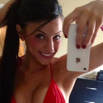femme sportive Hyrox sex Annemasse cherchant mec sportif pour plan cul et entraînement