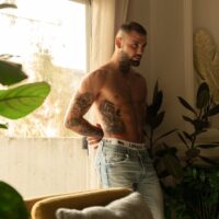 Rencontre homme Paris érotique discrète galant