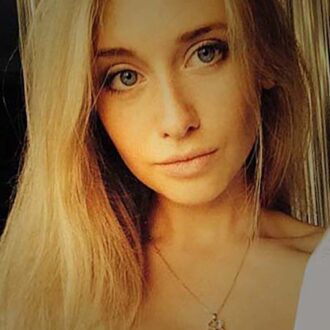 femme Cambrai massage tantrique ambiance douce connexion énergétique corps à corps